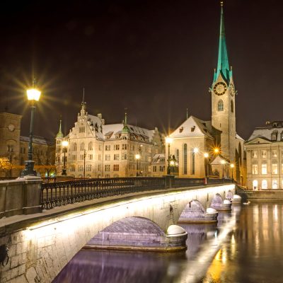 nightscene-in-zurich-PPG3EYC.jpg